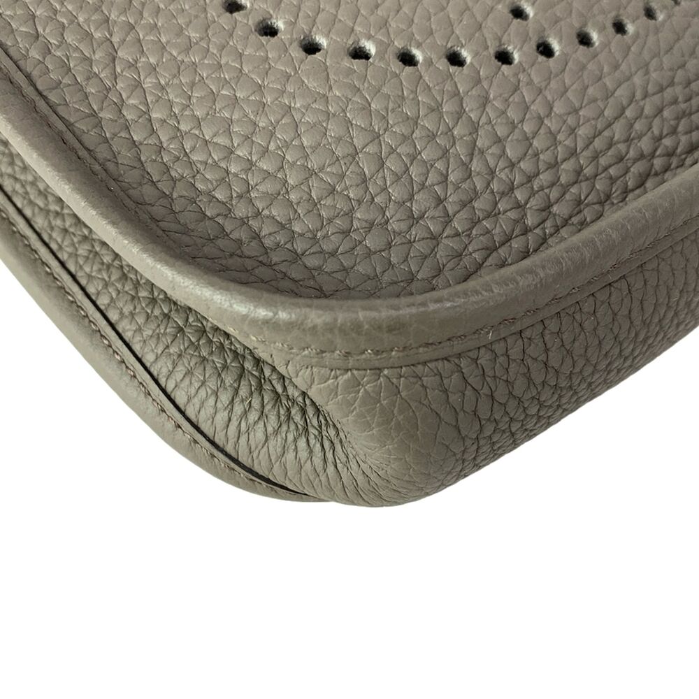 Hermès Evelyne TPM Amazone Shoulder Bag - Picture 6 of 16